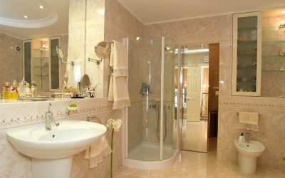 Three Benefits of Installing a Shower Door in Bloomingdale, IL